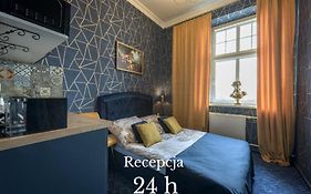 ApartHotel Night o'clock